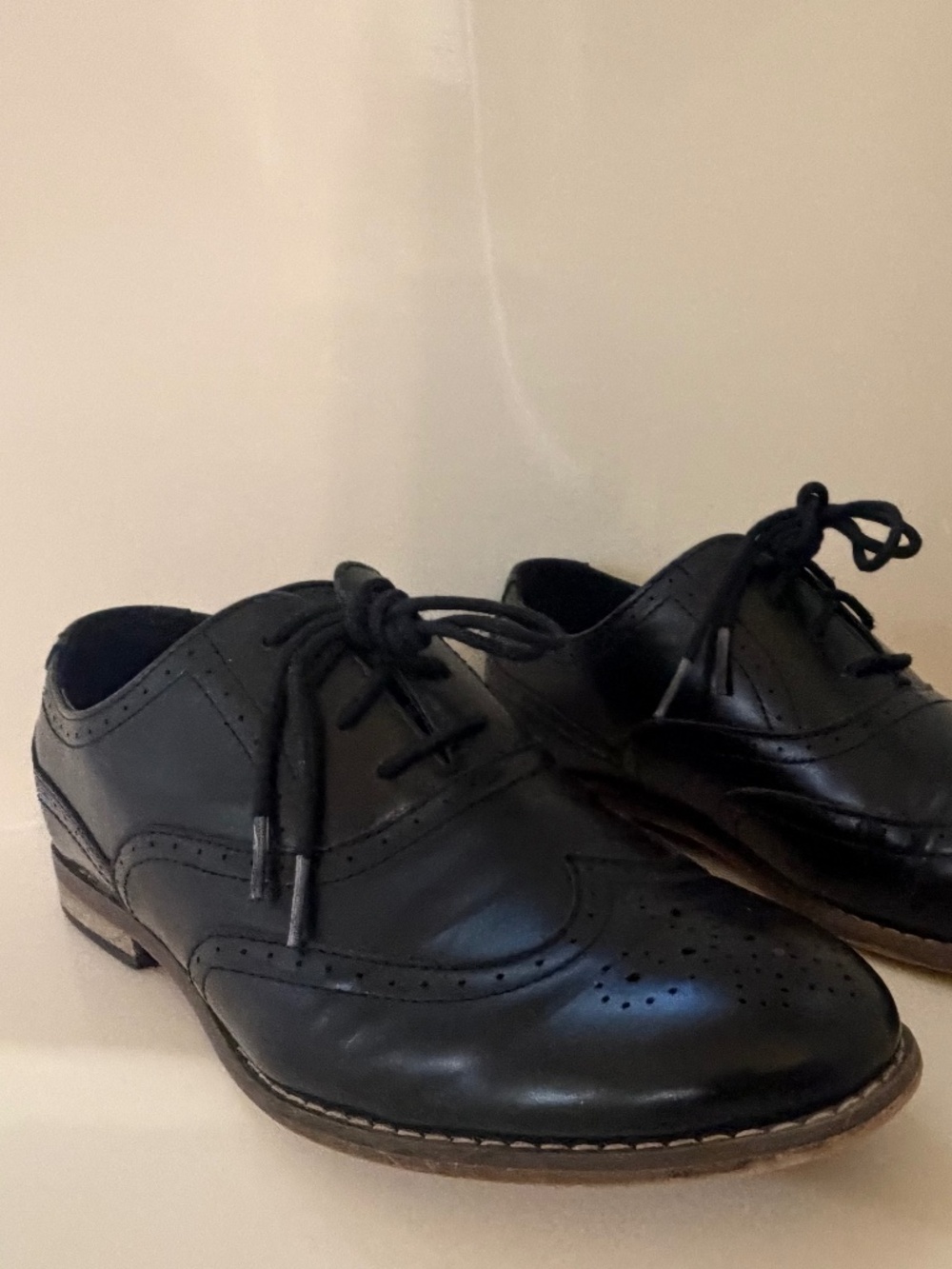 BOYS Stacy Adams Dunbar Wingtip Size 5 Big Kids